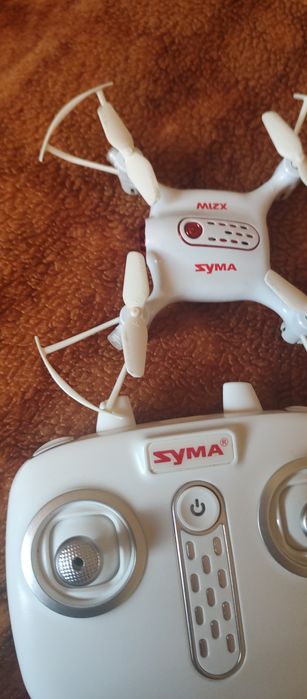 Mini dronă syma .