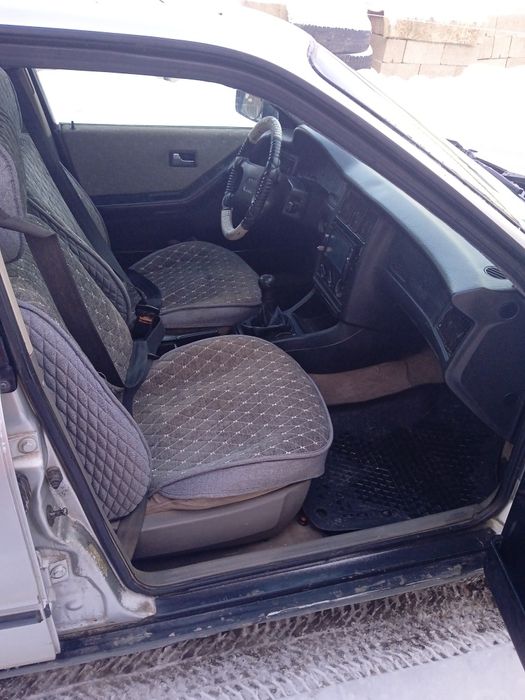 Продам Ауди 80 б4