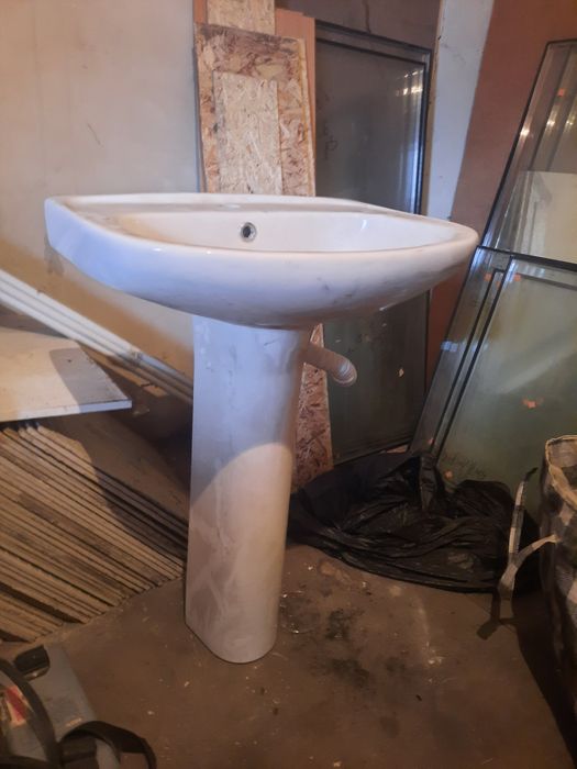 Унитаз и раковина