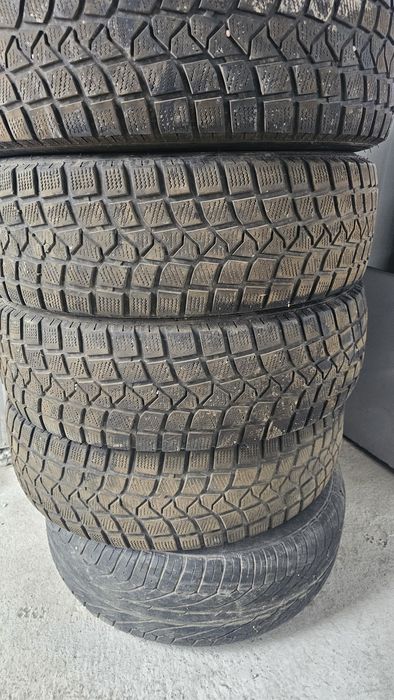 Шины зимнин состояние очень хорошее