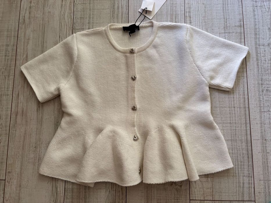 Красива жилетка ZARA в бяло