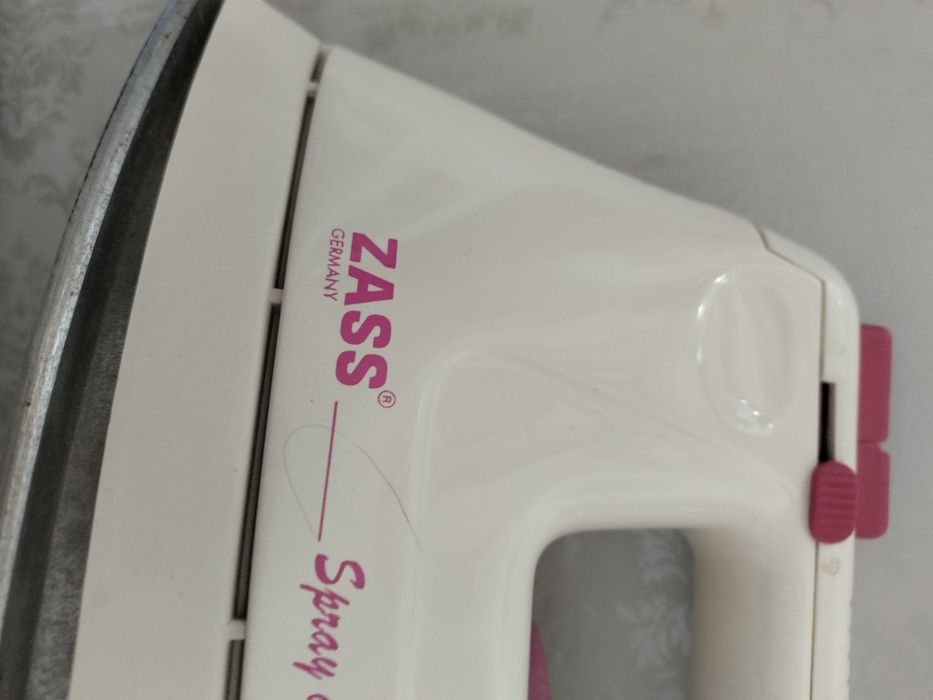 Продам паровой утюг