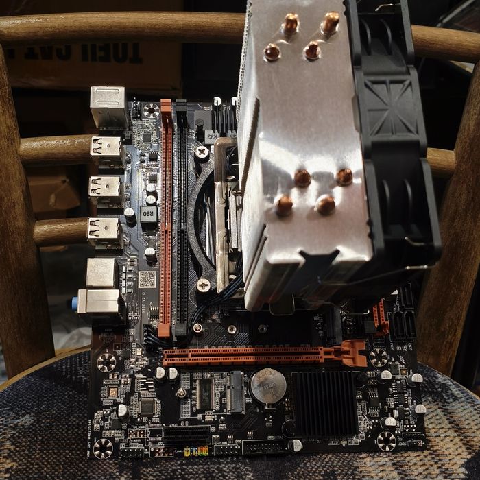Комплект с озу 16GB DDR4 Xeon E5 2640V3 X99 Кулер