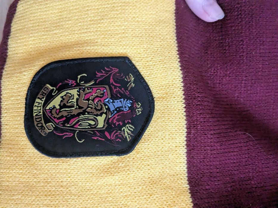 Набор шапка ,шарф (Гарри Поттер )