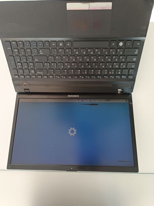 Ноутбук Samsung на 500гб