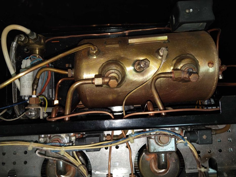 Продается кофемашина, полуавтомат