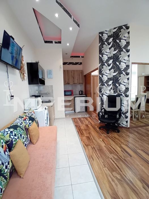 Дава се под наем Двустаен апартамент в Варна, Бриз - 55 кв.м за 459 € - Снимка #3