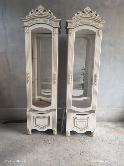 Мебел пинал срочна сотилади