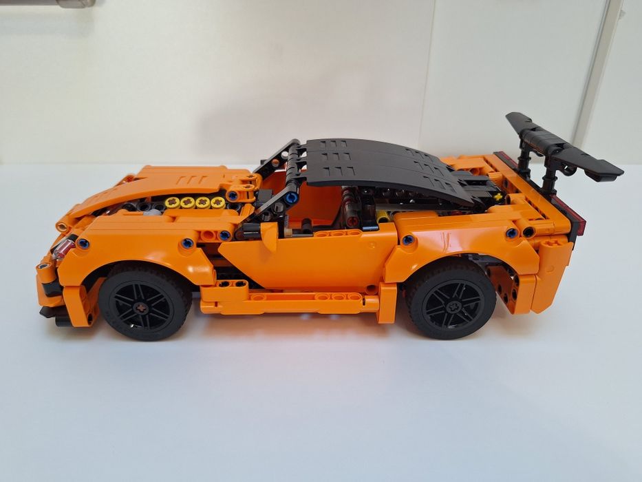 Lego Technic 42093 - Chevrolet Corvette ZR1 - incomplet