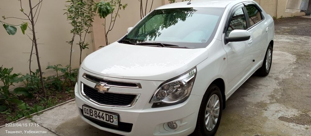 Продам Шевроле кобальт 2020 чистый краска родная