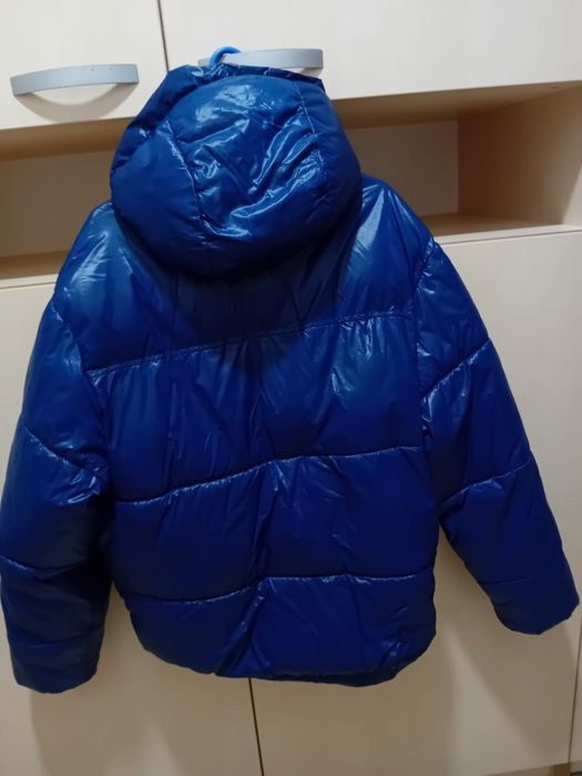 Vând Geaca Bershka barbati mărimea M