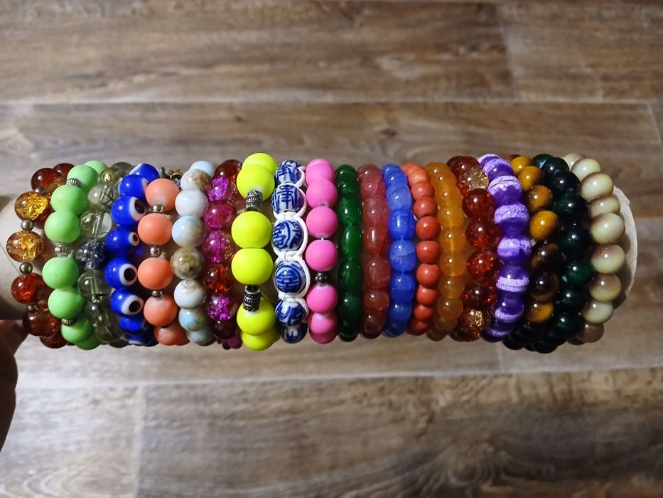 Продам новые браслеты