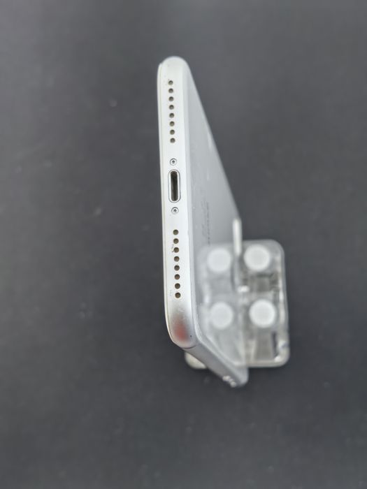 Apple iPhone 8 Plus 64 GB-vjf319