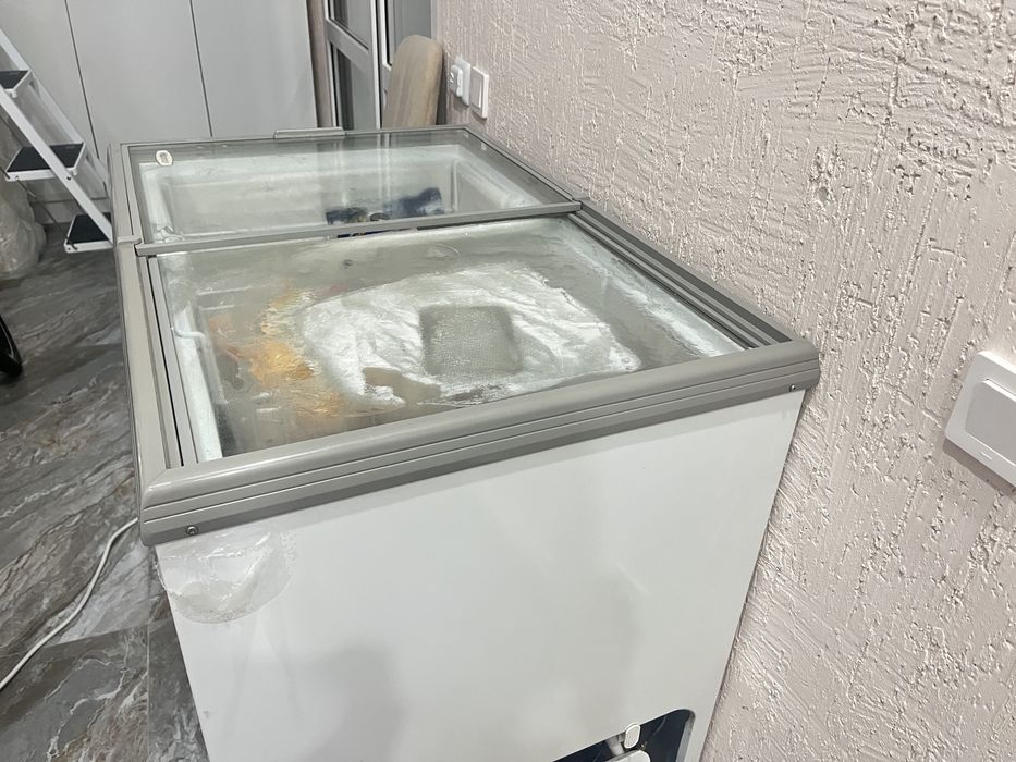 Морозильник в хорошем состоянии