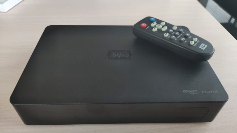 Медиаплеер / Внешний жесткий диск WD Elements Play 2Tb