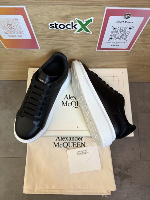 Alexander McQueen Oversized Sneaker Black/White Poze Reale