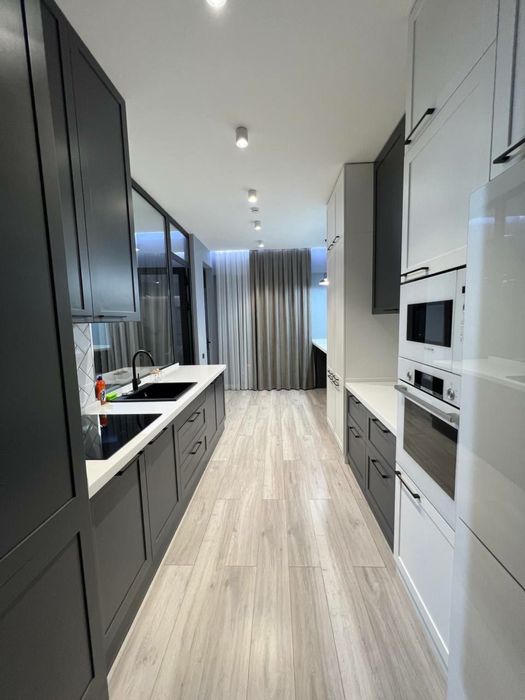 Жк Акай Сити-Сдается новая 2-х комнатная квартира в элит комплексе!