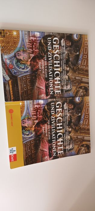 Помагала по история на немски език