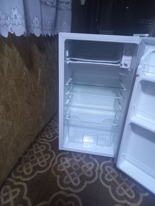 Холодилник LEADBROS продам