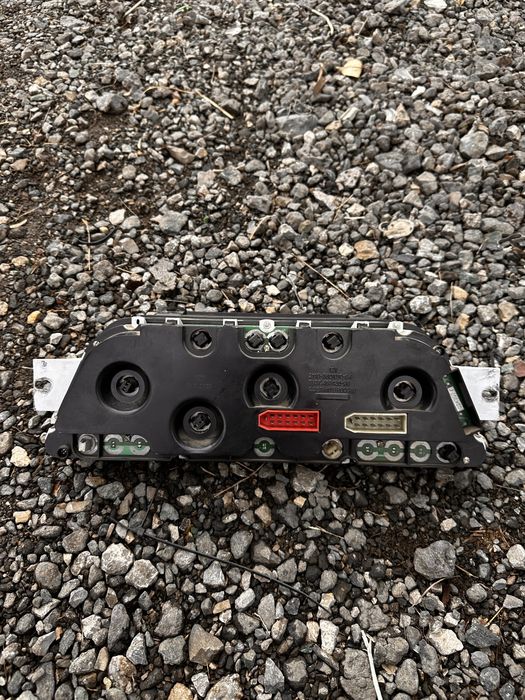 Продам панель на Ваз 2110