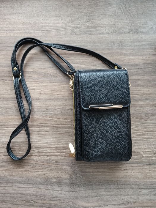 Чанта за телефон - нова