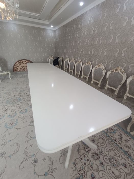 Стол жаксы жағдайда сатылады