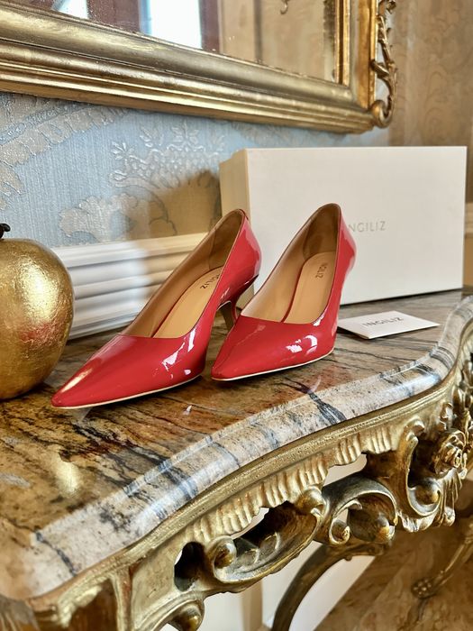 Червени лачени обувки на ток INGILIZ