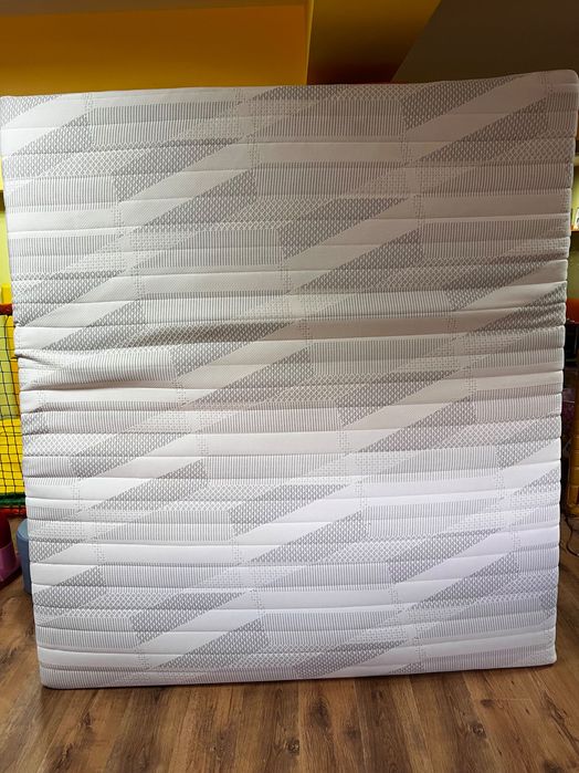 Матрак с подматрачна рамка