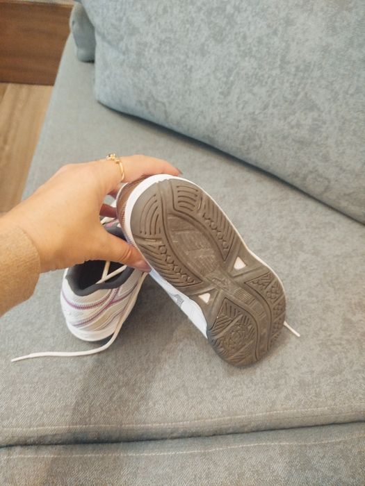 Маратонки Mizuno