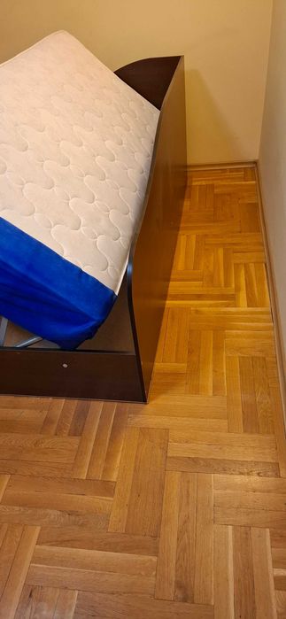 Продавам ъглово легло с ракла и механизъм + матрак 82/190 см