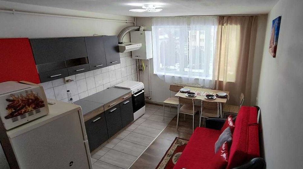 Inchiriez apartament modern, de 3 camere la mansarda, In Terezian