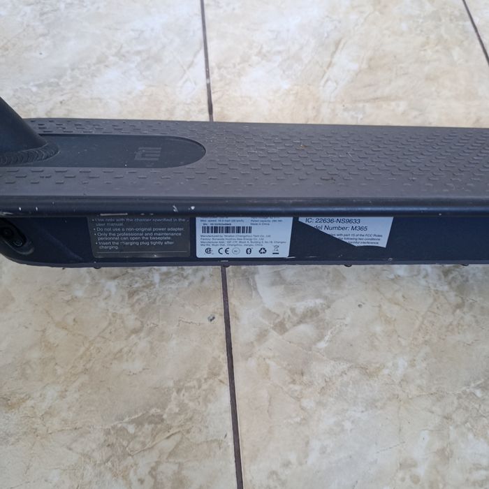 Trotineta Xiaomi M365