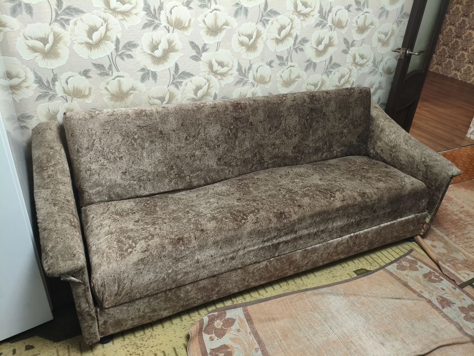 Диван и 2 кресла