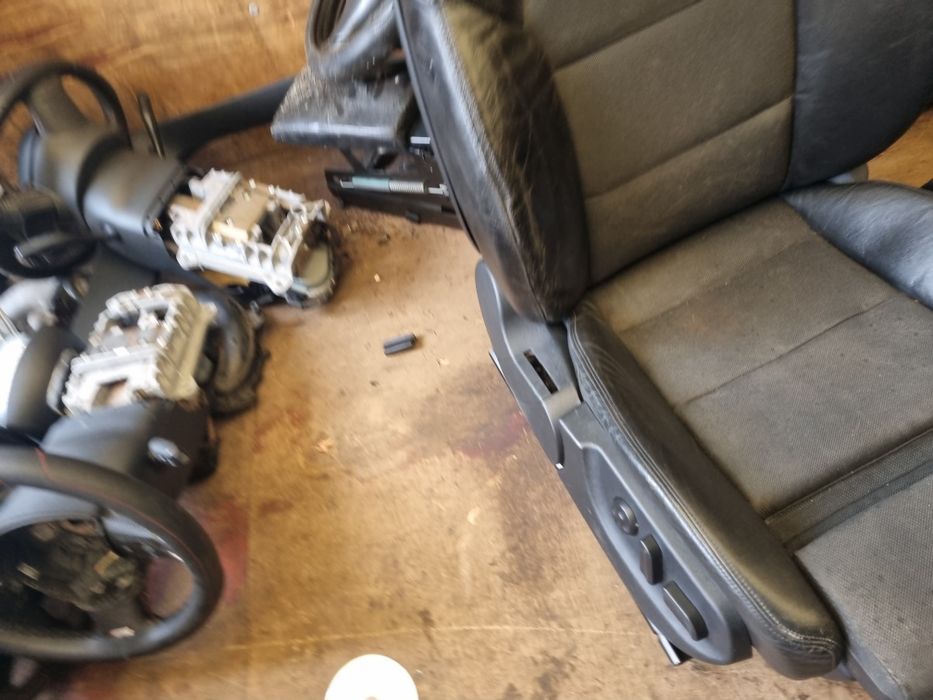 Седалки с подгрев  и кори S line за Ауди А6 Ц6 4Ф 2007г