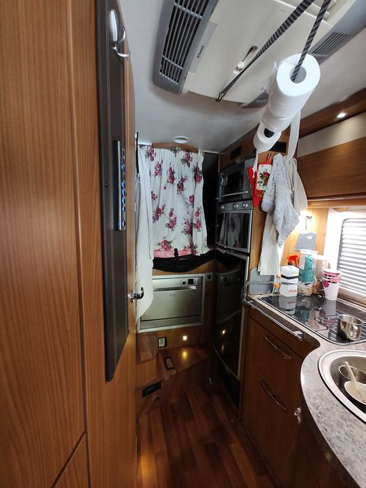Кемпер HYMER B-Klasse 614 SL Lang 3.0 MultiJet, 2009