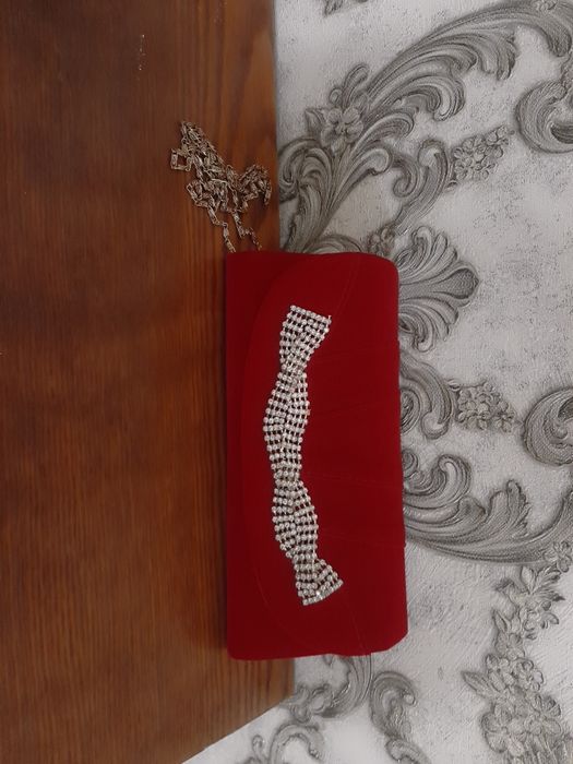 Noviy barxatniy koshelyok