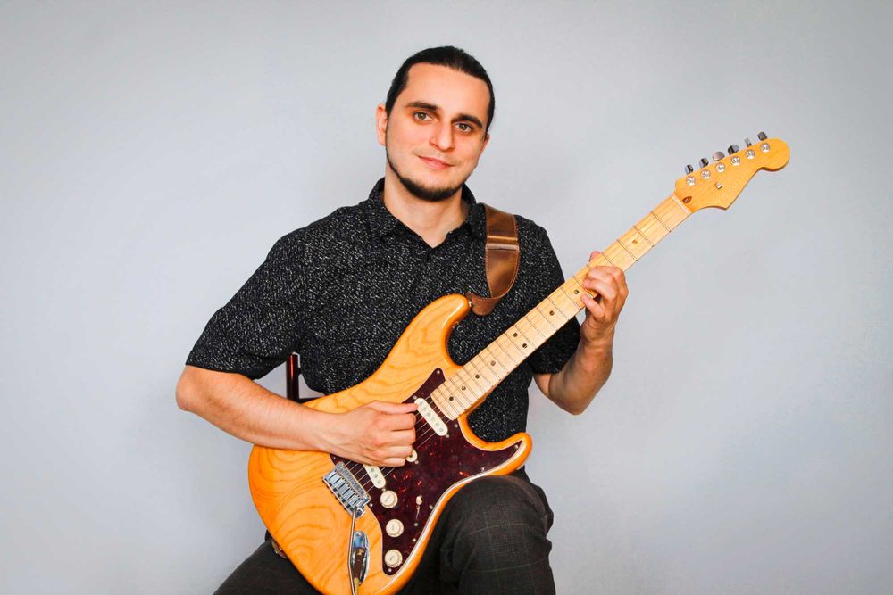 Lecții de Chitară Electrică și Acustică în Brașov