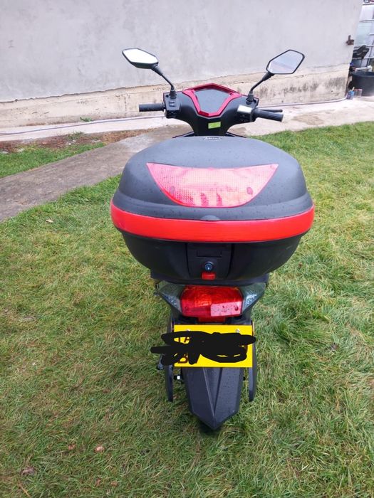 Scuter Electric 1500W, Voltarom VS1 Fara permis, 60V, 20Ah, viteza maxima 25 Km pe ora, Gri, Autonomie 74Km