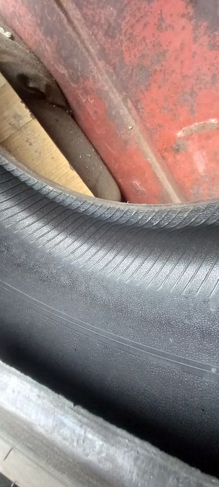 Продам шины месте диском