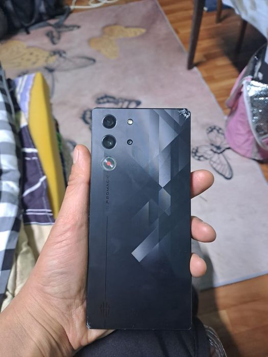 Продам телефон...