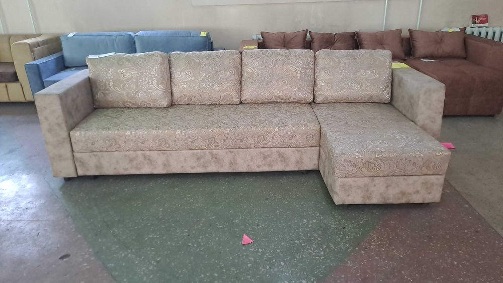 Продам диван новый