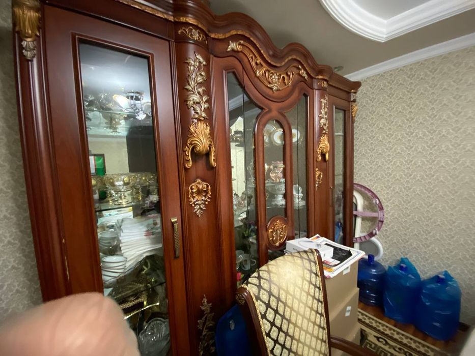 Продаëтся гостинный мебель