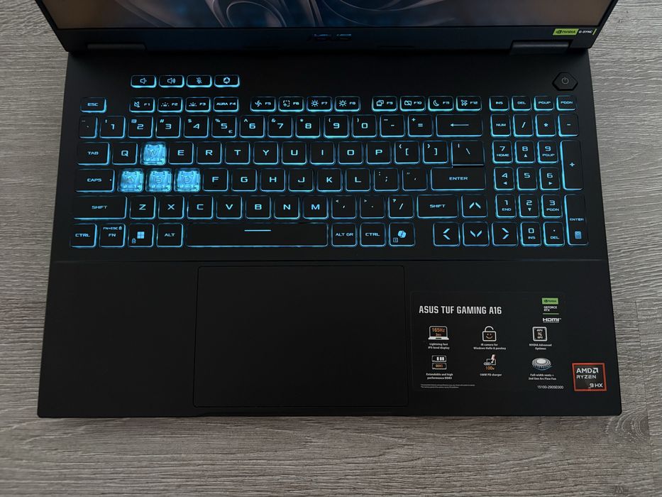 ASUS TUF A16 Ryzen 9 8940HX RTX 5060 32GB 1TB Garanție 2028
