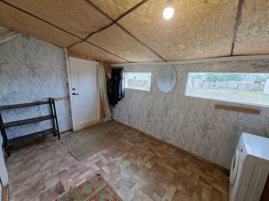 За городный дом с ремонтом и участком