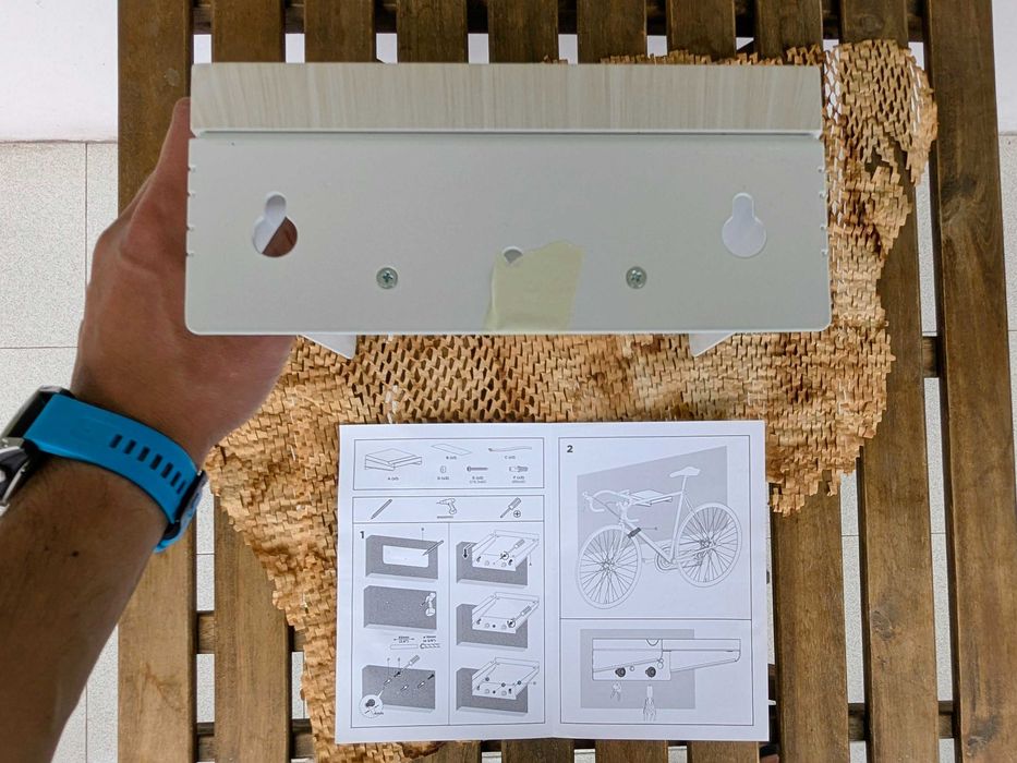 Стенна стойка за велосипед WORDLIFT