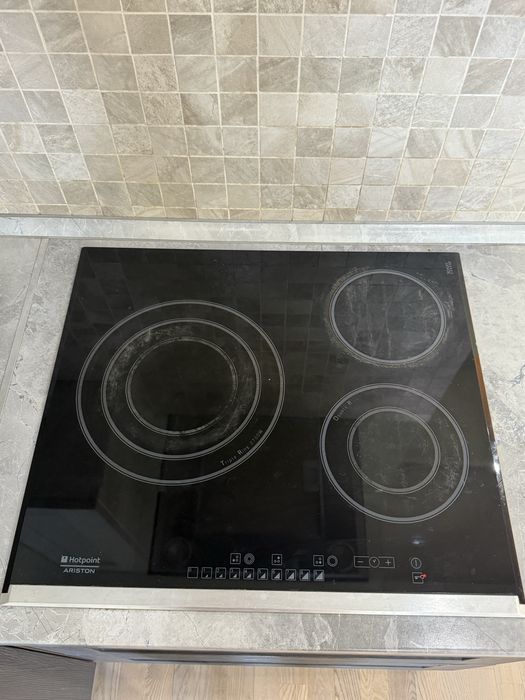 Варочная поверхность Ariston