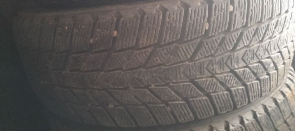 Продам комплект резины на 16