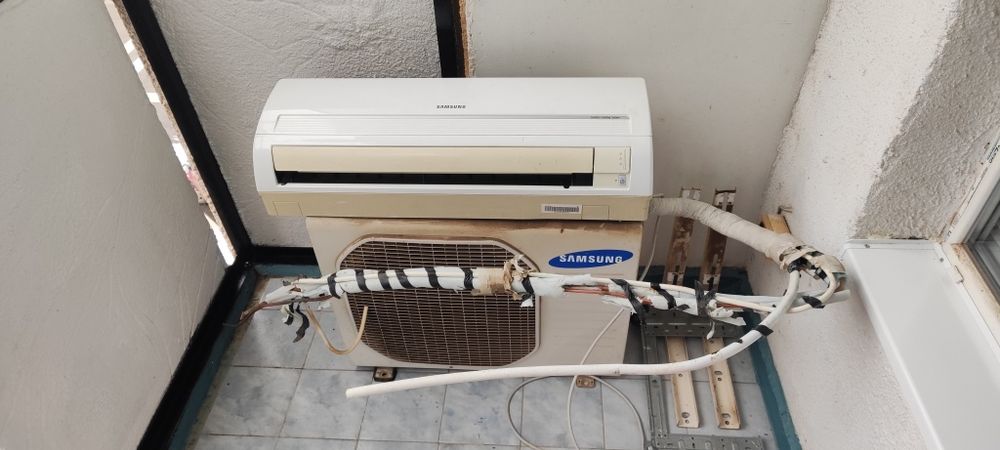 Продавам климатик Samsung 12- ка
