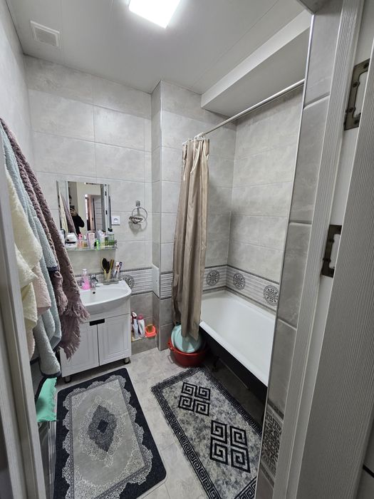 2/2/8 Chilonzor 14 kvartal, Farxadskiy. Uy o'zimniki.