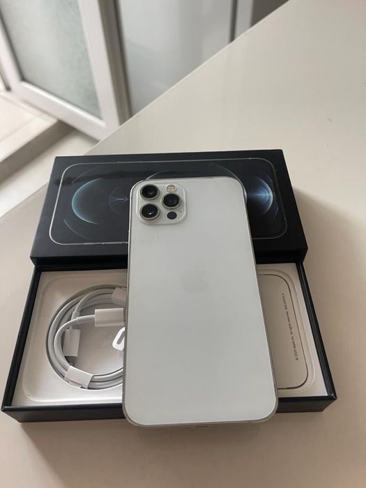 iphone 12 pro 256 - Telefoane la preț mic | OLX.ro